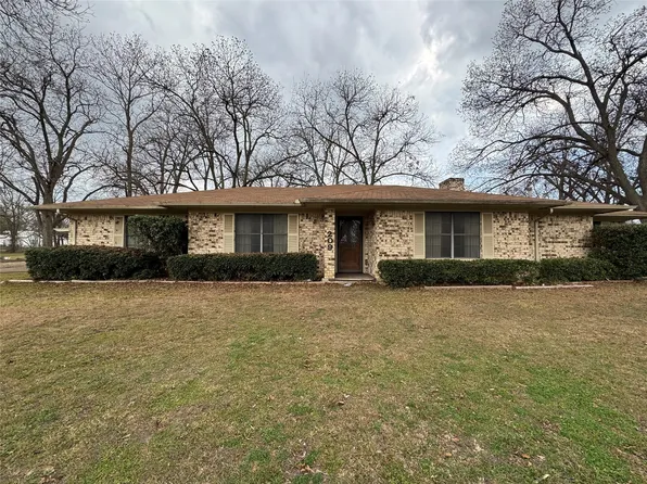 209 N Harrison St, Roxton, TX 75477