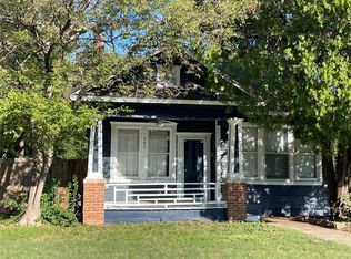 902 N Winnetka Ave, Dallas, TX 75208