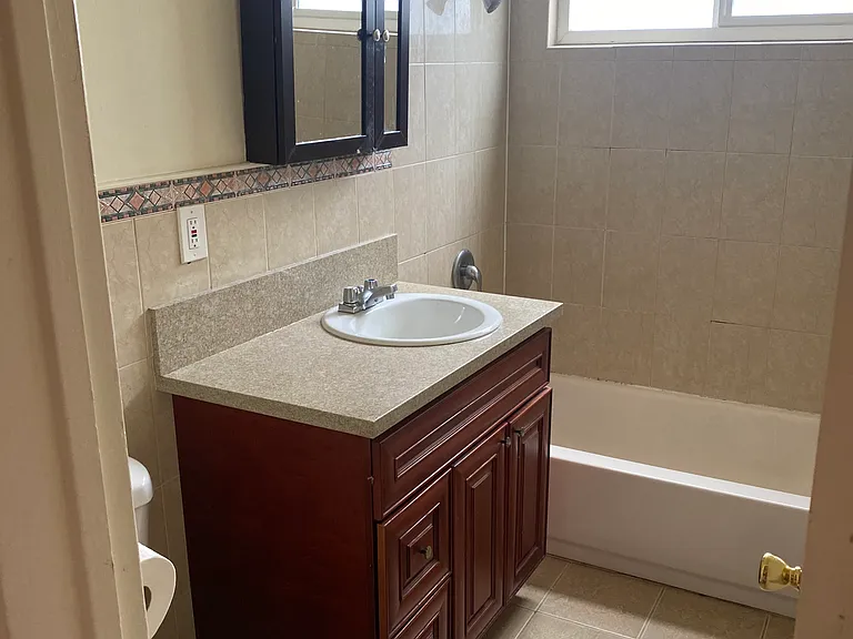 169 N Holliston Ave #18 — Photo 3