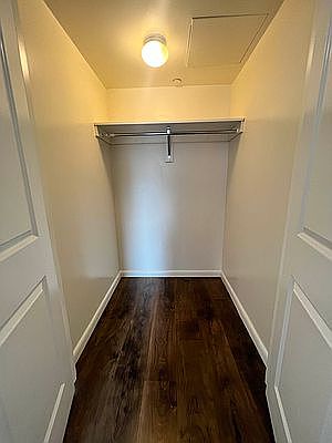 5th image of 1095 Colgate Ave #2B