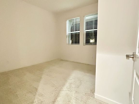 5th image of 6985 Mallow Dr Unit 5