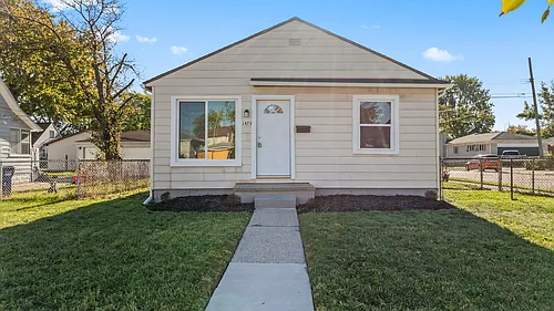 1473 Austin Ave Photo 1