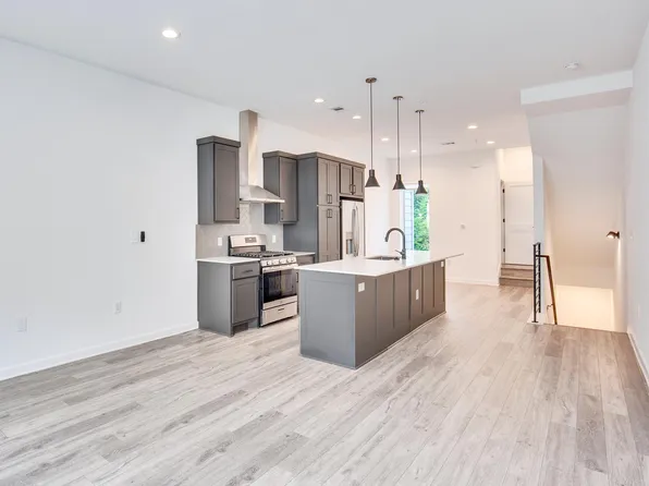 2804 S 1st St Unit 1108, Austin, TX 78704
