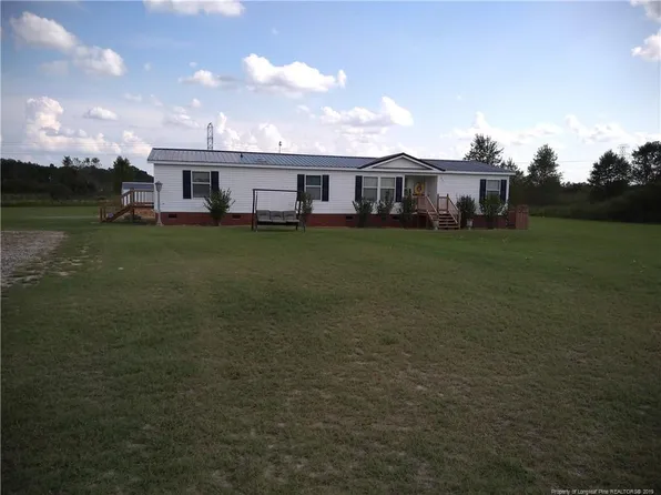 1045 McGirt Gin Rd, Maxton, NC 28364