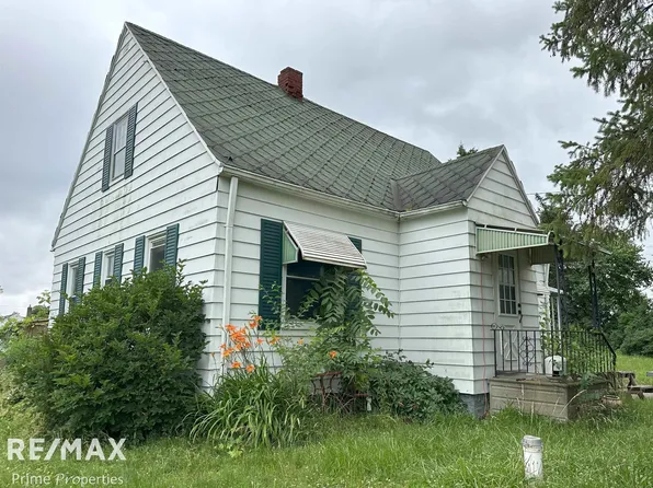 1615 Pound Dr, Flint, MI 48532