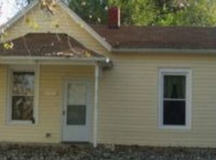 1033 9th Ave, Leavenworth, KS 66048