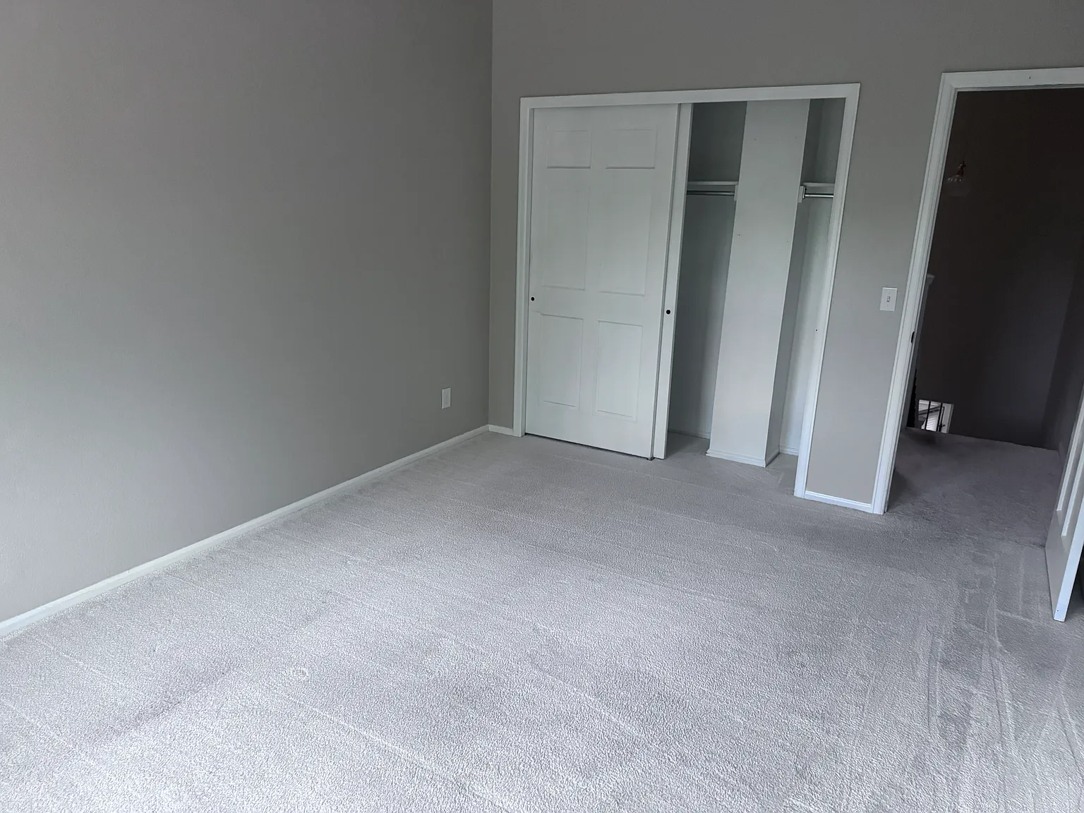 3 bed, 2178 sqft, $1,300 — Photo 3