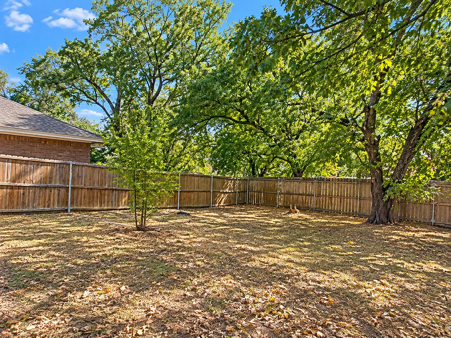 Charming Weatherford Dollhouse Updated, Move-In Ready & Full of Character! — Photo 4