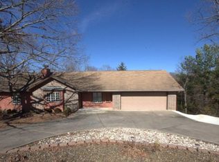 26 Dunedin Dr, Bella Vista, AR 72715