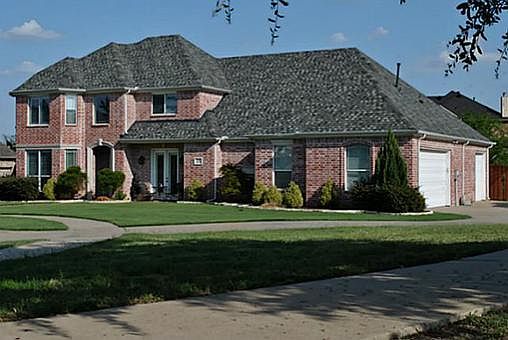 1st image of 424 Hunters Creek Dr