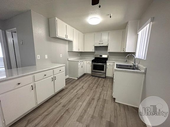 2nd image of 13535 Yukon Ave APT 29