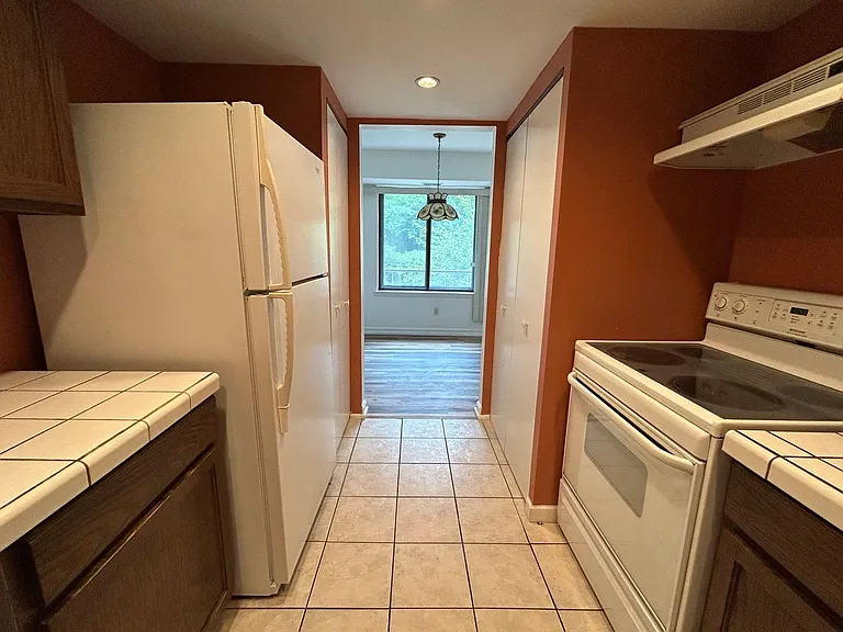 4928 W Brigantine Ct — Photo 14