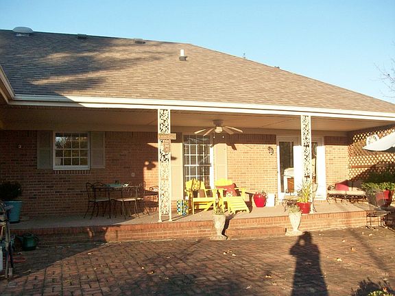 4th image of 203 Adams Ave