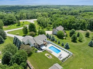 3085 Buchmayer Bnd NE, Iowa City, IA 52240