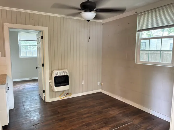 1 bed, 1.0 bath, 456 sqft, $750, 313 S 11th Ave #A, Hattiesburg, MS 39401