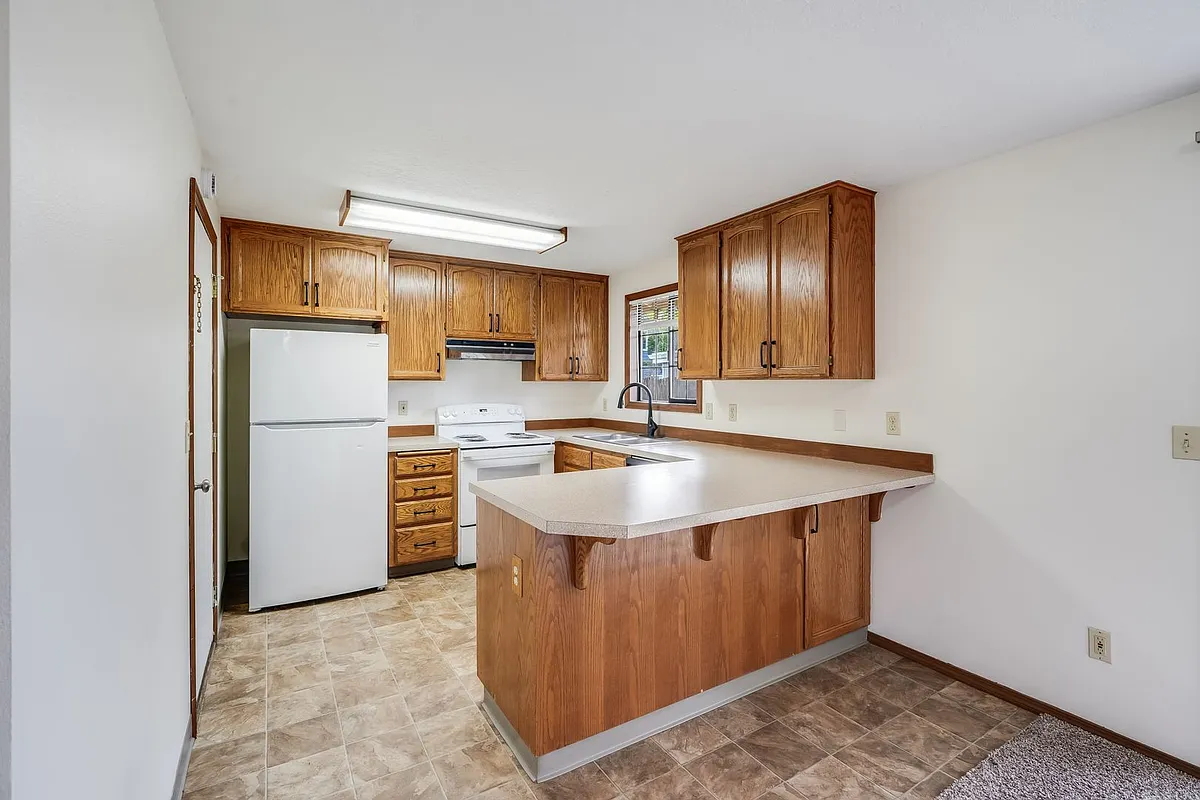 Building Photo - 1330-1332 SW 28th St