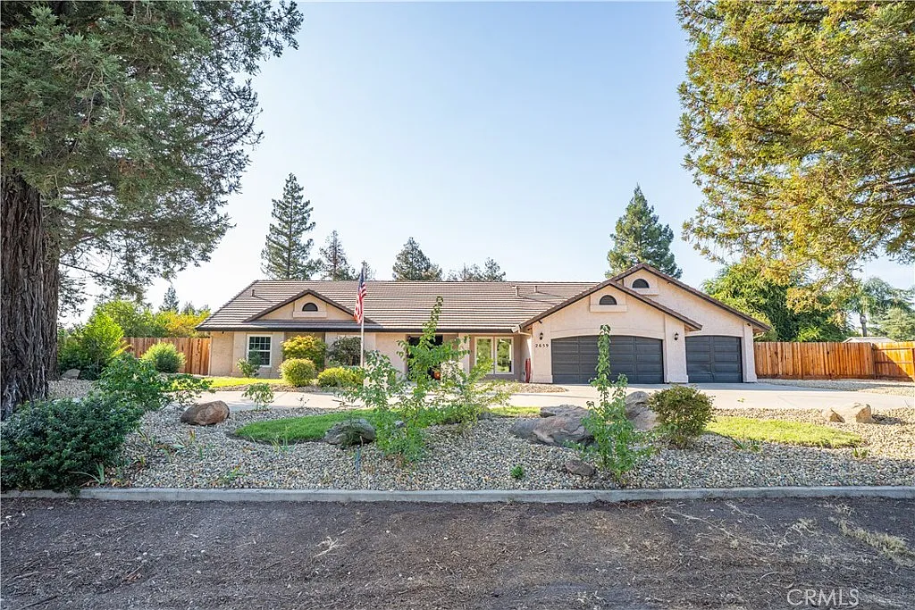 2659 Clydesdale Ave photo 1