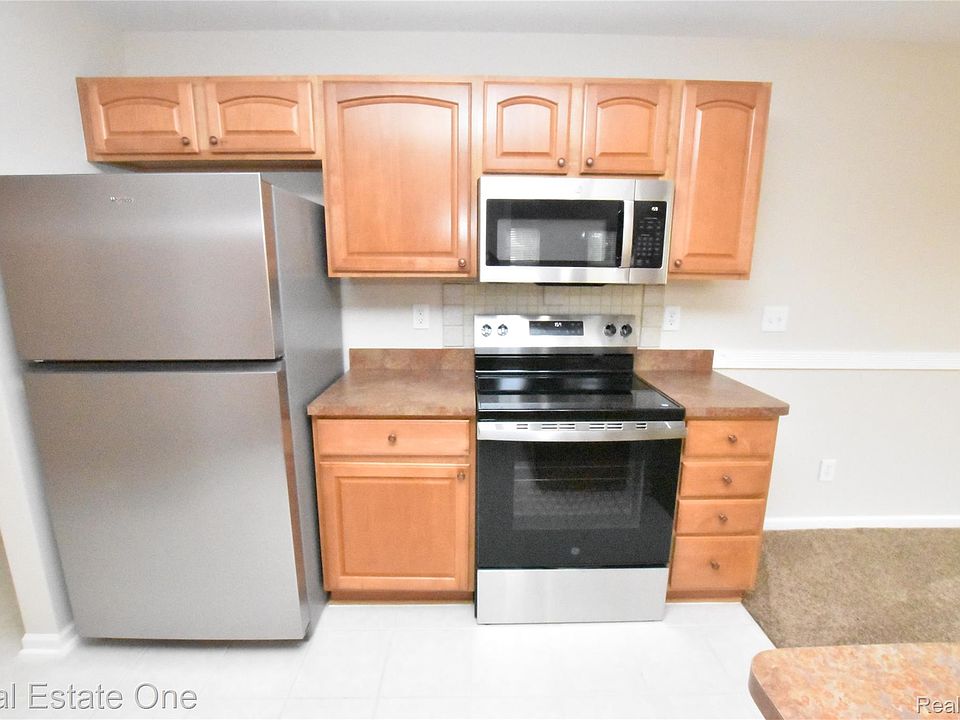 169 S Vista, photo 15
