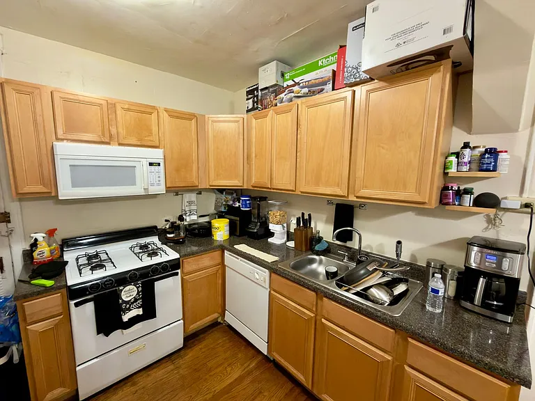 5002 N Springfield Ave — Photo 9