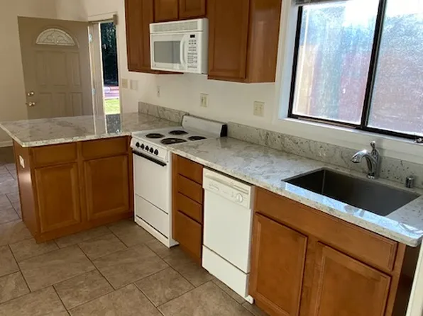 337 W 8th Ave, Chico, CA 95926