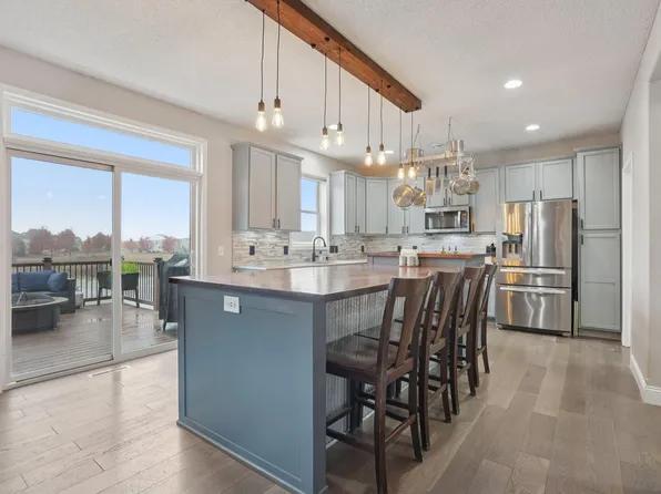 4590 Empress Way N, Hugo, MN 55038