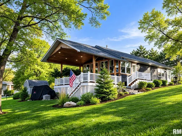 86 & 87 Lake Warren Dr, Monmouth, IL 61462