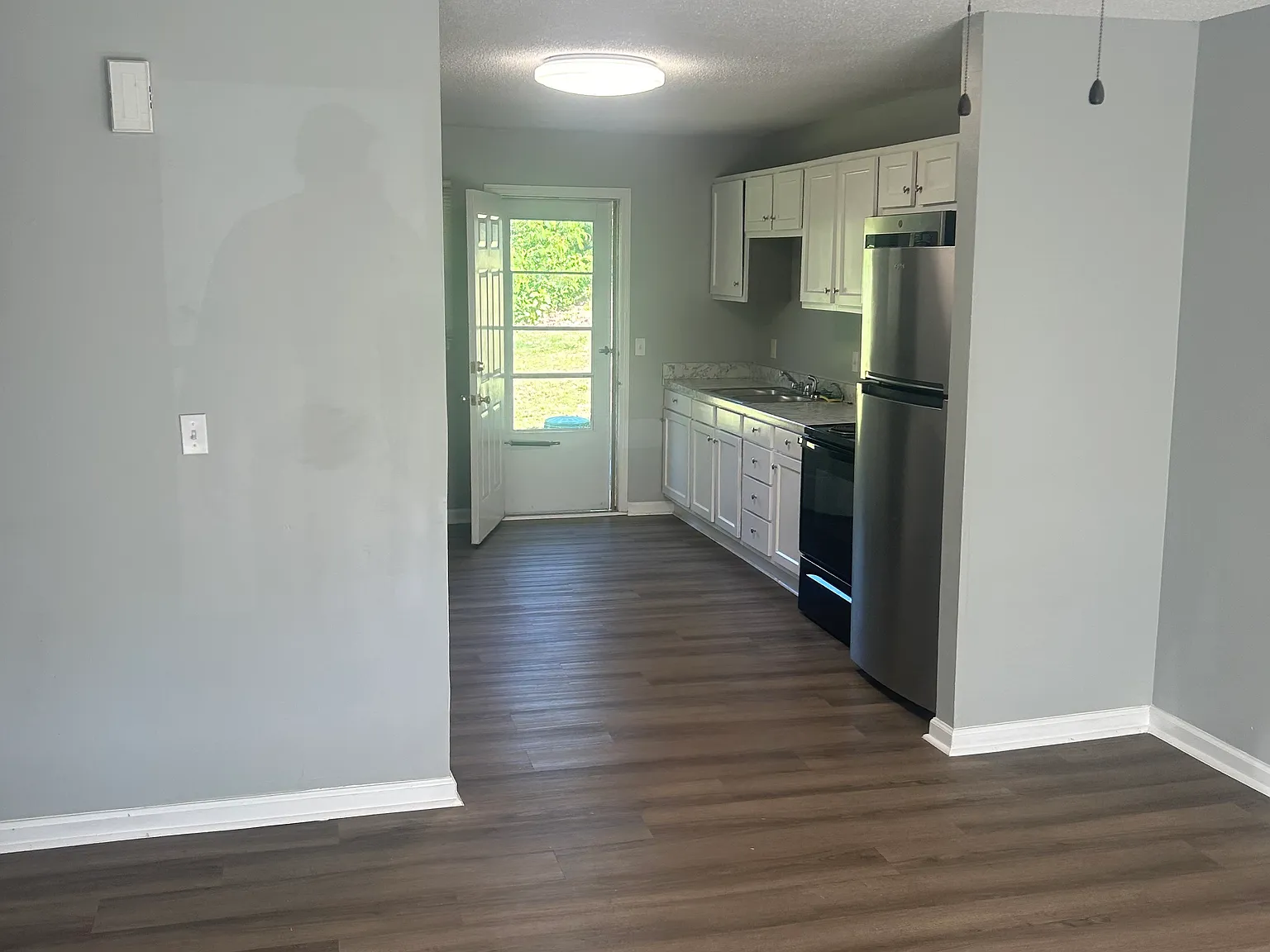 2 bed, 900 sqft, $1,500 — Photo 1