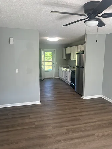 1679 Hamlet Dr #1679 Photo 1