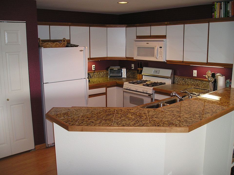 2nd image of 33 S Boulder Cir APT 307