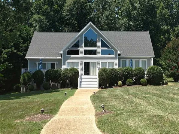 262 Canal Cir, Semora, NC 27343