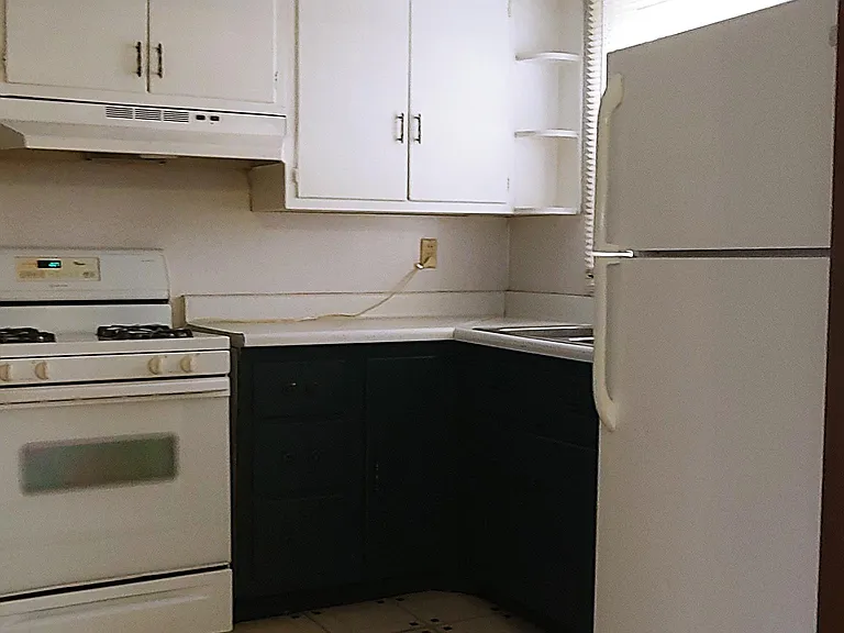 6222 S Calhoun St — Photo 3
