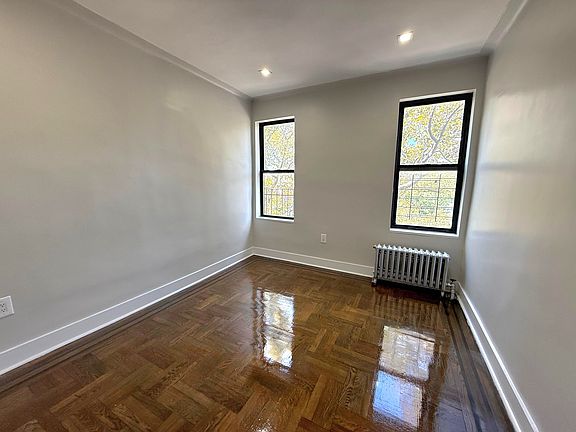 5th image of 2075 E 16th St #4M
