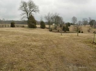 653 Raysville Rd, Tullahoma, TN 37388