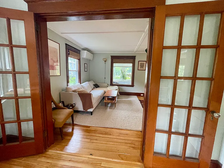 135 Anthoine St — Photo 12