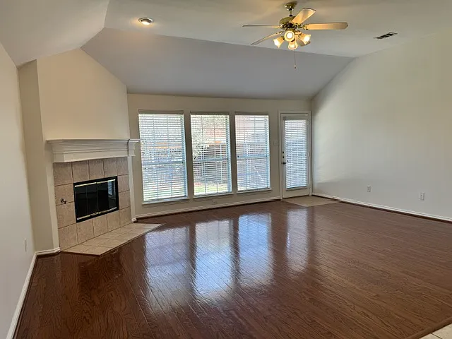 11342 Mansfield Dr — Photo 14