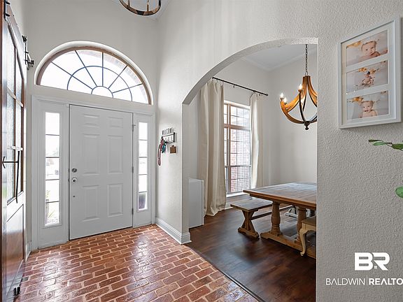 2nd image of 9528 Cobham Park Dr