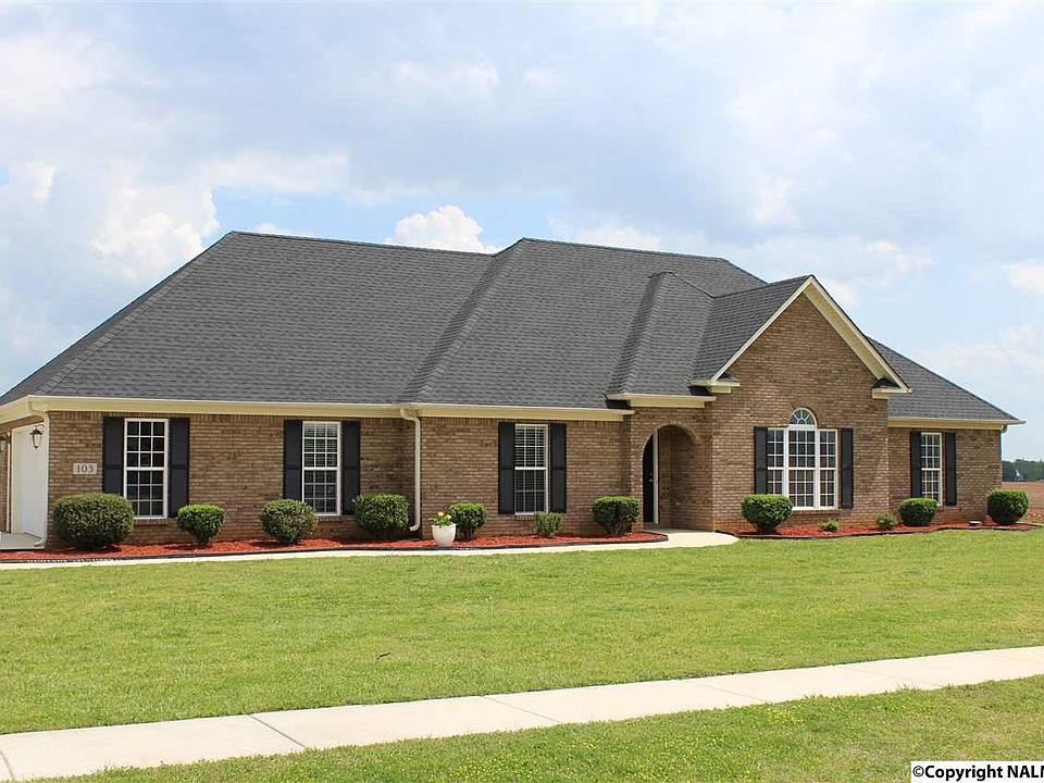 1st image of 103 Birdie Ln