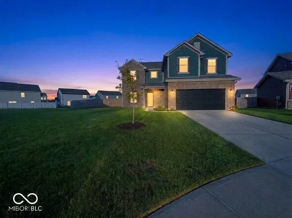 1593 Vision Ct, Danville, IN 46122
