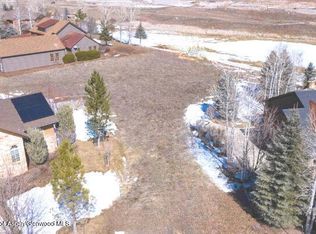 28 Spring Loop, Carbondale, CO 81623