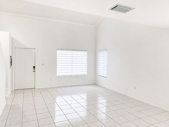 5th image of 15773 SW 74th St
