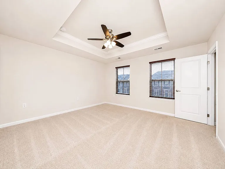 133 Capeside Ct — Photo 7