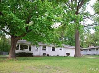 19 Waibel Rd, Bartonville, IL 61607