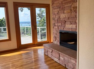 312 Highland Dr #1, Bellingham, WA 98225