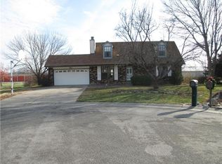 921 E 2nd Cir, Douglass, KS 67039