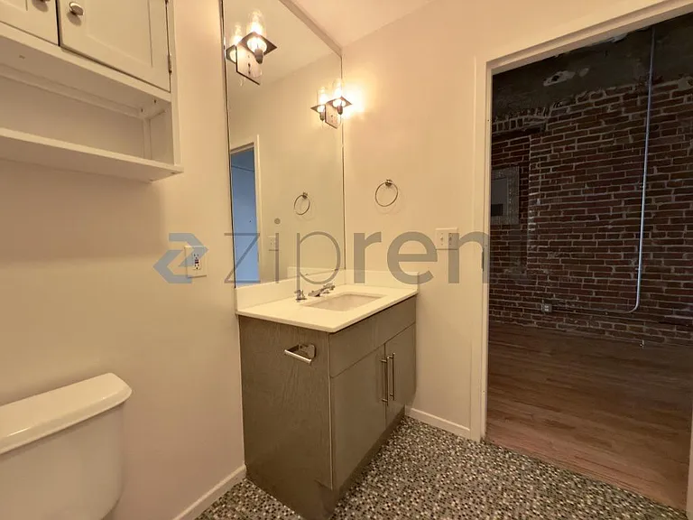 500 Molino St #208 — Photo 14