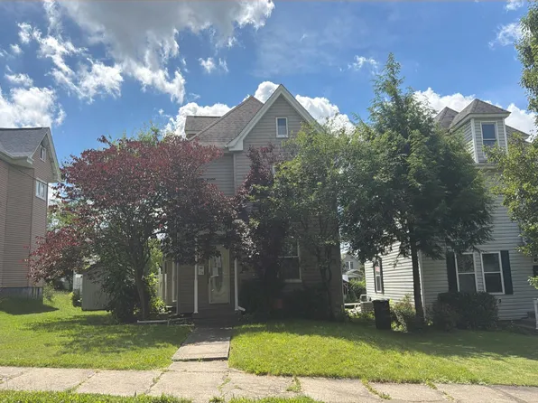 134 Lawrence Ave, Washington, PA 15301