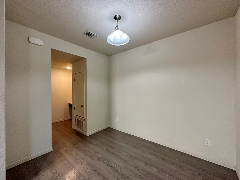 5708 Rustler Dr — Photo 10