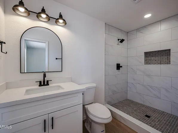 6303 E DECATUR Street, Mesa, AZ 85205