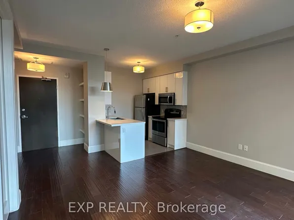 112 King St E, Hamilton, ON