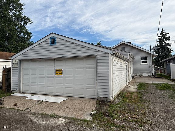 5th image of 3837 English Ave